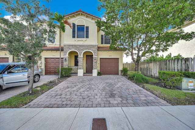 view of front facade with a garage