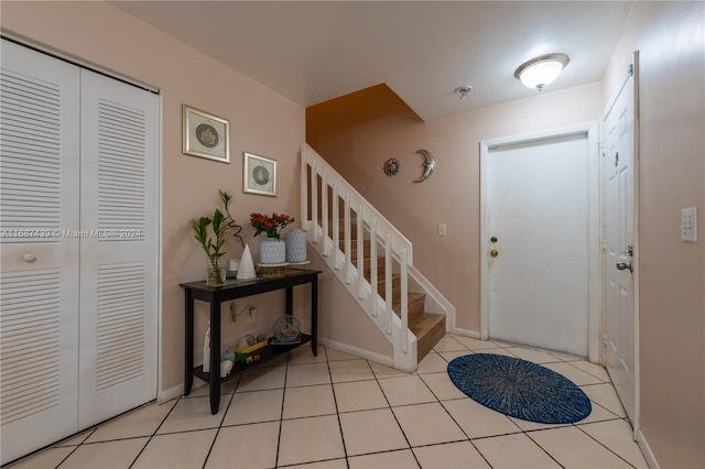 view of tiled entryway