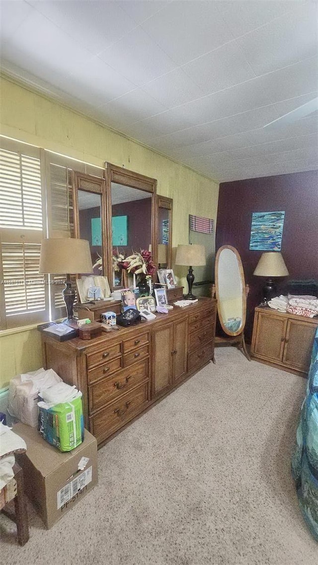 bedroom featuring carpet flooring