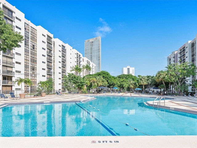 17021 N Bay Rd Unit 701, Sunny Isles Beach, FL 33160 - view of community pool