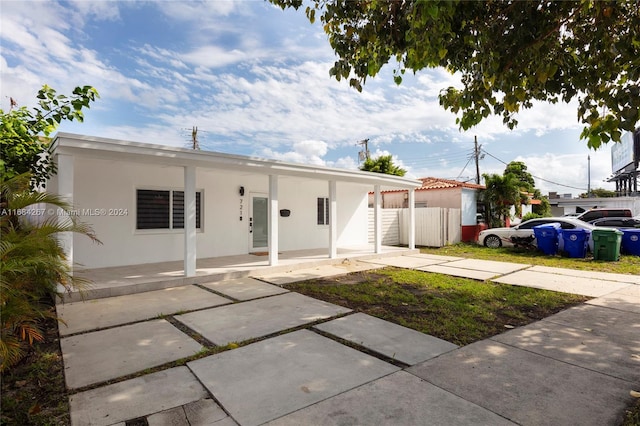 view of front of home