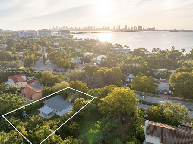 bird's eye view featuring a water view