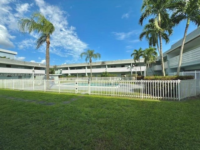 exterior space featuring a lawn