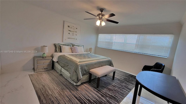 bedroom featuring ceiling fan