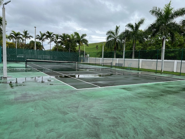 6425 NW 103rd Pl Unit 102, Doral, FL 33178 - view of tennis court with fence