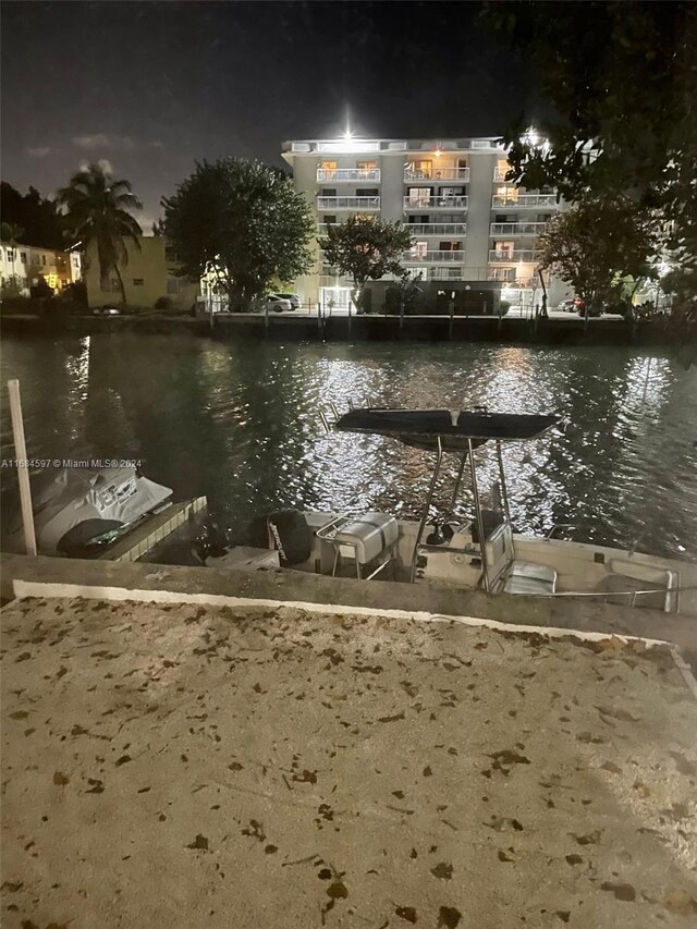 1201 Marseille Dr Unit 17, Miami Beach, FL 33141 - water view