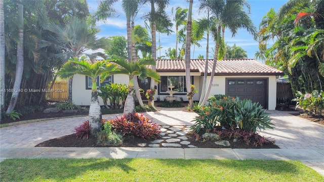 view of front of home featuring a garage