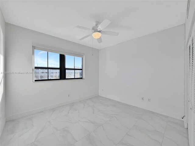 spare room featuring a textured ceiling