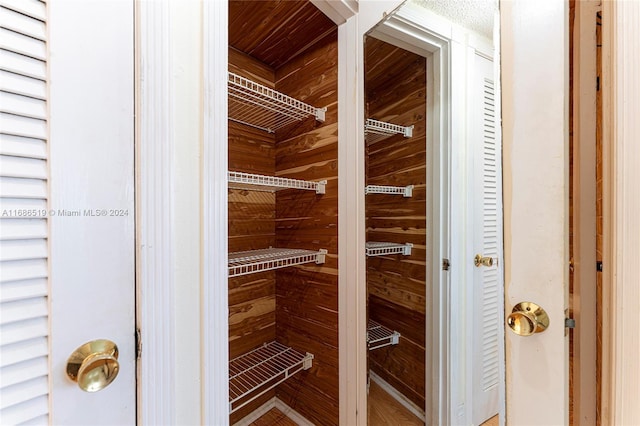 455 Paradise Isle Blvd Unit 402, Hallandale Beach, FL 33009 - view of closet