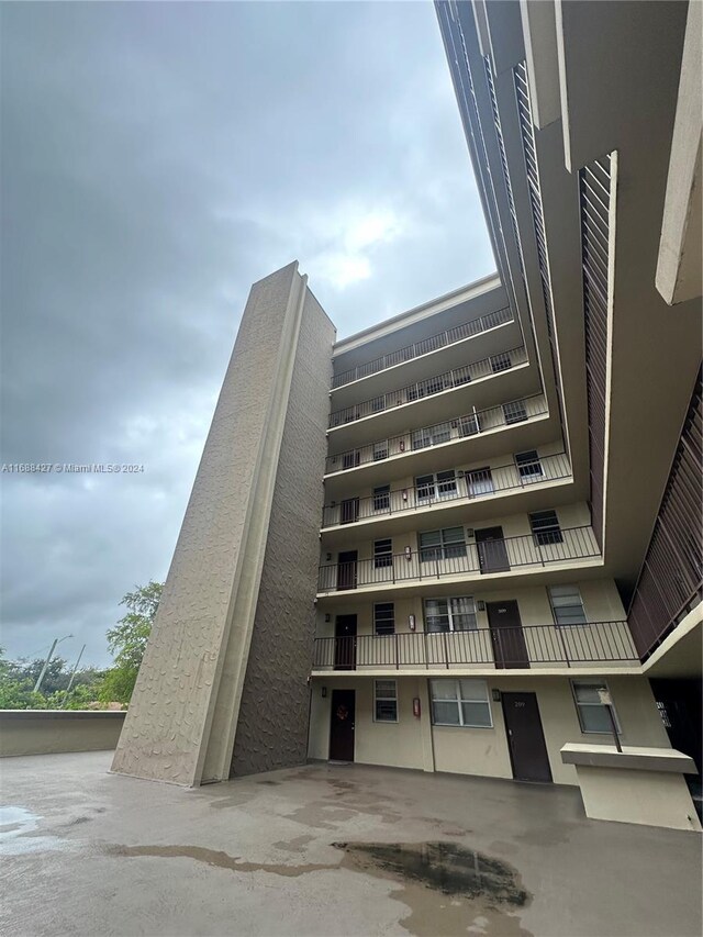 1811 Jefferson St Unit 210, Hollywood, FL 33020 - view of property