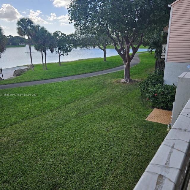 view of yard with a water view