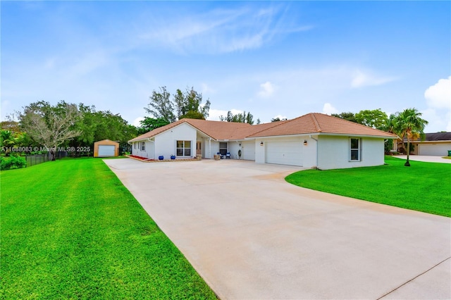 view of front of property with a front yard