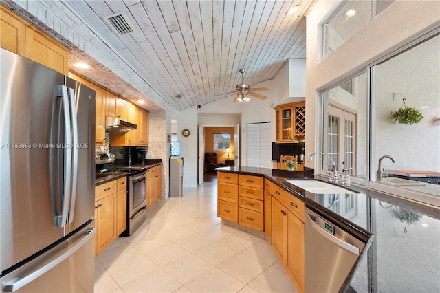 kitchen featuring tasteful backsplash, wood ceiling, stainless steel appliances, vaulted ceiling, and sink