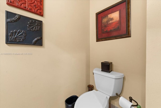 bathroom featuring toilet