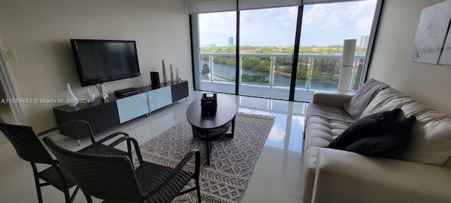20505 E Country Club Dr Unit 739, Aventura, FL 33180 - view of living area