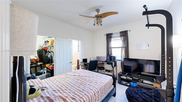 bedroom featuring ceiling fan