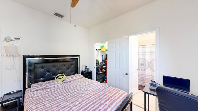 bedroom featuring a closet and ceiling fan