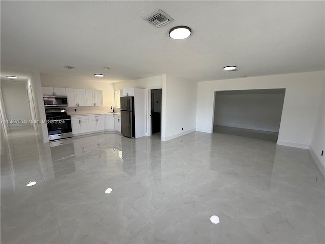 view of unfurnished living room