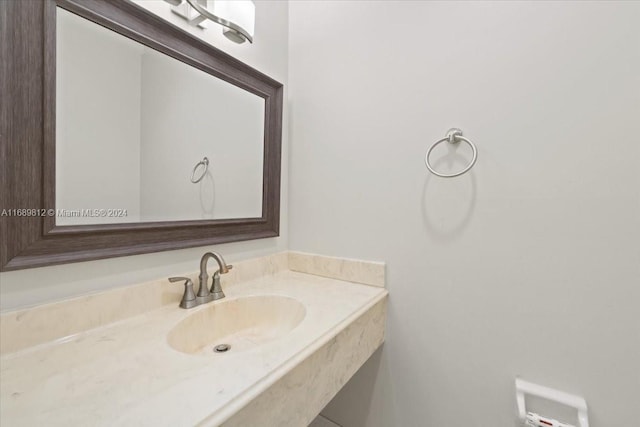 bathroom featuring sink