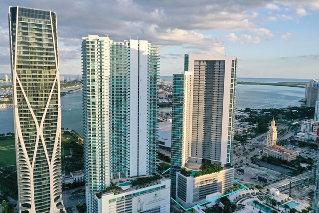 888 Biscayne Blvd Unit 4007, Miami, FL 33132 - view of city featuring a nearby body of water