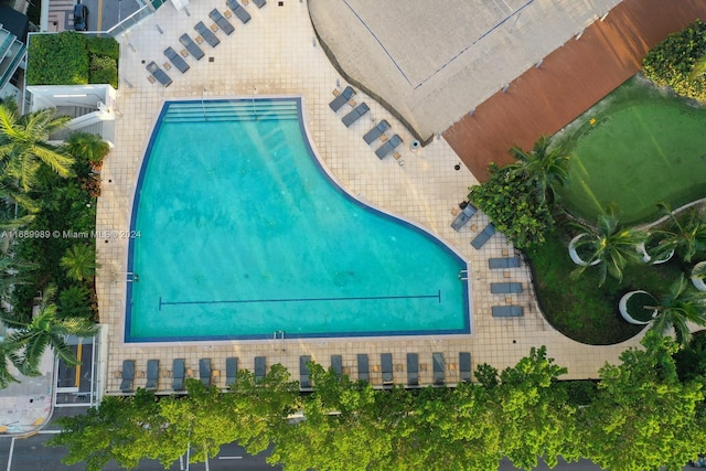 birds eye view of property