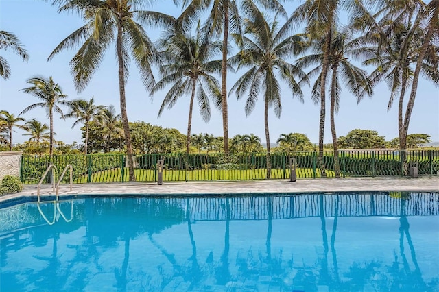 view of swimming pool