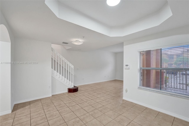 view of tiled spare room