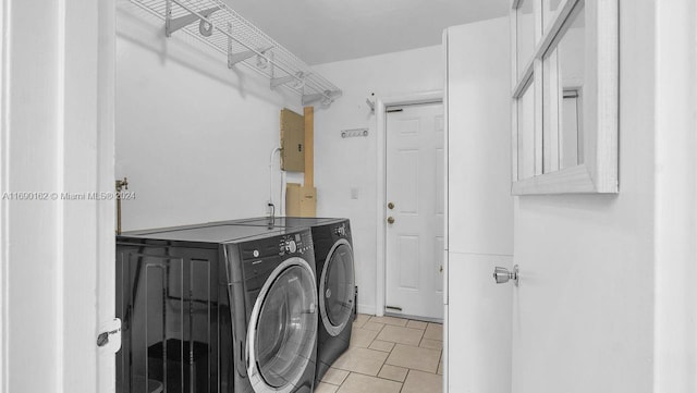 laundry area with washer and clothes dryer