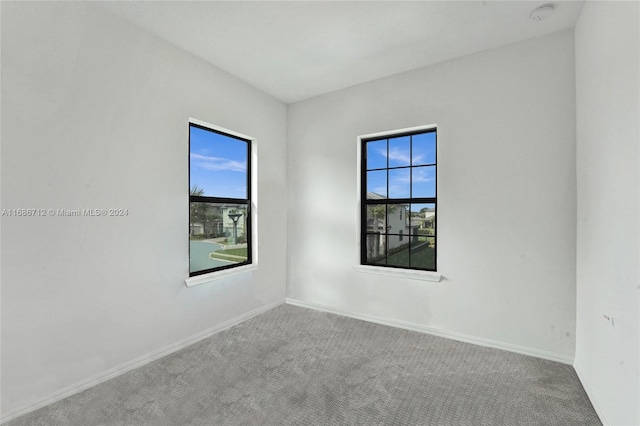 empty room featuring carpet