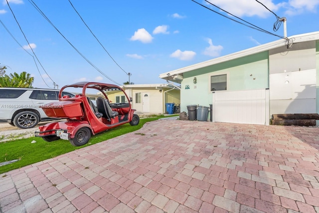 exterior space featuring a yard