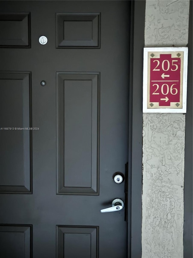 view of property entrance