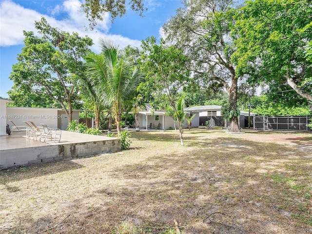 view of yard with a patio