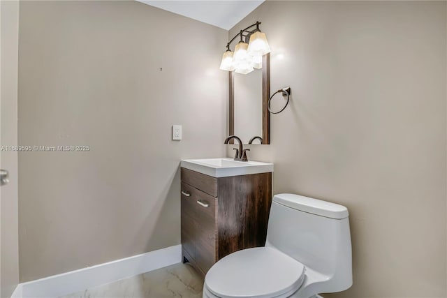 full bathroom with washtub / shower combination, vanity, and toilet