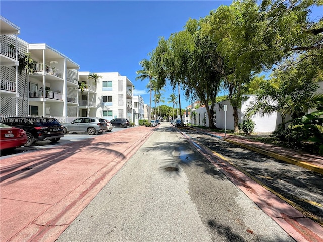 641 Espanola Way Unit 6, Miami Beach, FL 33139 - view of asphalt street