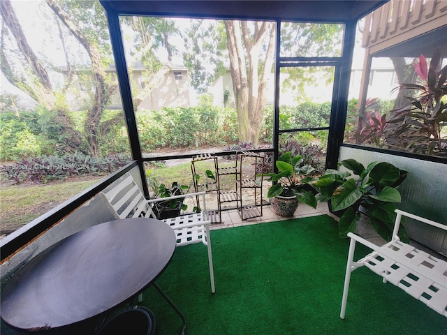 view of sunroom / solarium