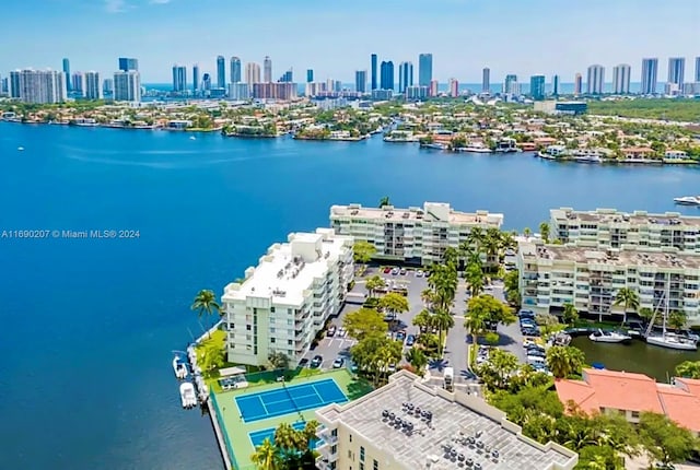 bird's eye view featuring a water view