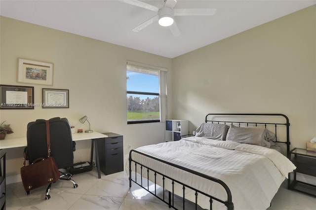 bedroom with ceiling fan