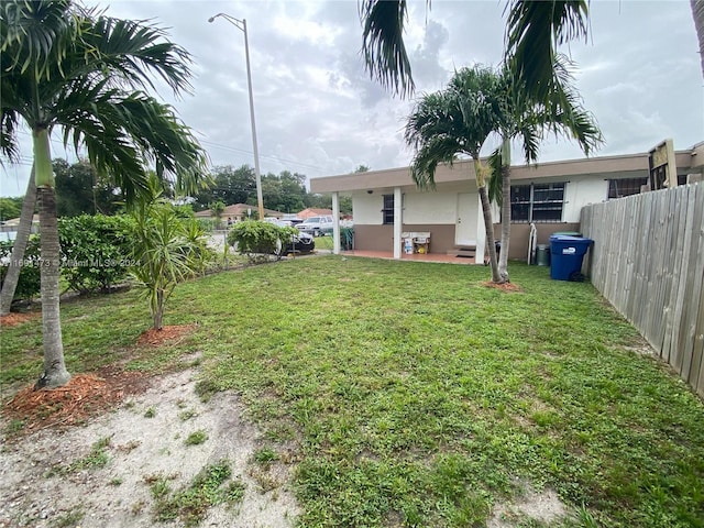 view of yard with a patio