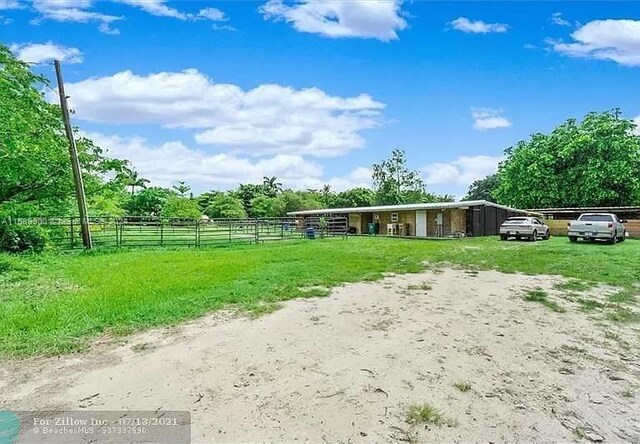 11090 SW 28th Ct, Davie, FL 33328 - view of yard