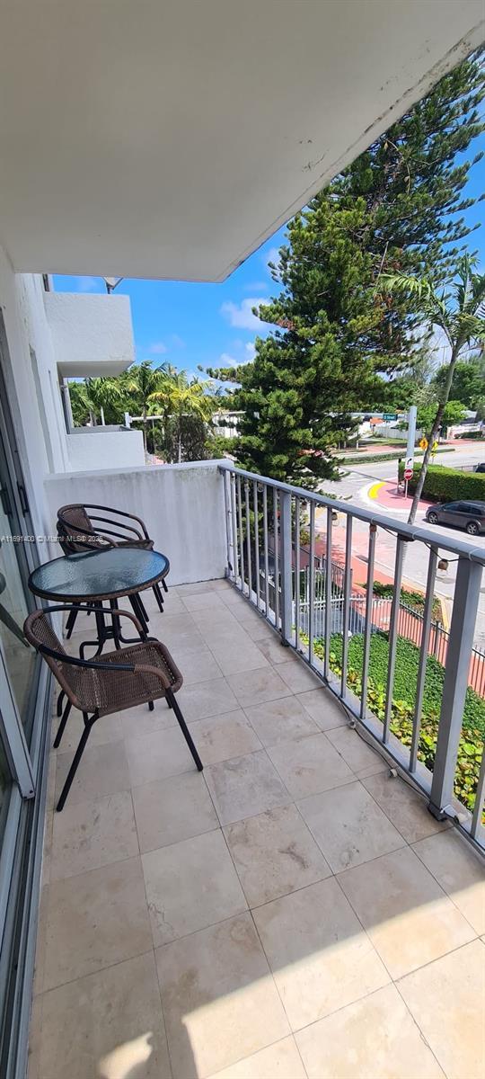 1300 Alton Rd Unit 3D, Miami Beach, FL 33139 - photo 9