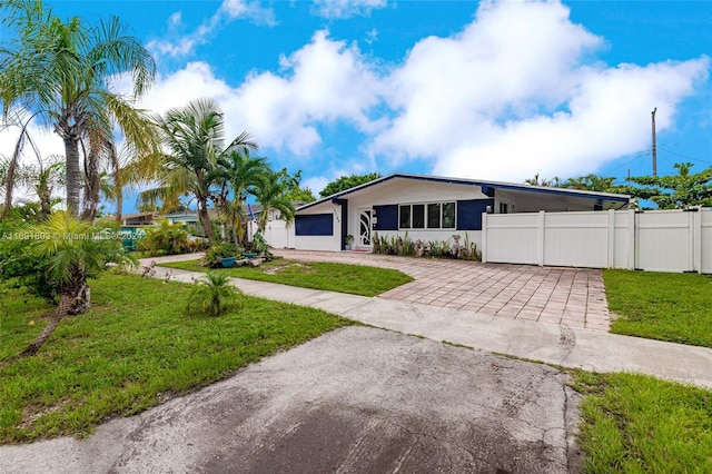 view of front of home with a front yard