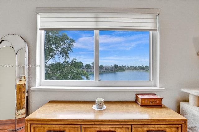 interior details featuring a water view