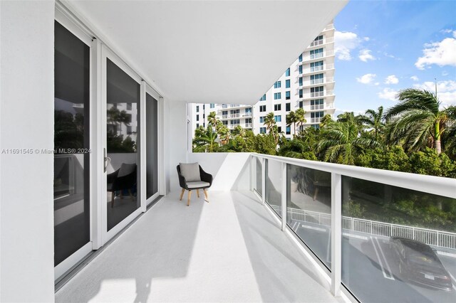2715 N Ocean Blvd Unit 3A, Fort Lauderdale, FL 33308 - view of balcony