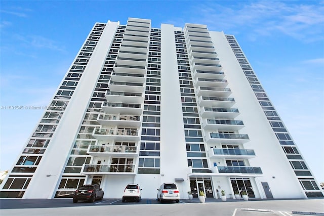 2715 N Ocean Blvd Unit 3A, Fort Lauderdale, FL 33308 - view of apartment building / complex
