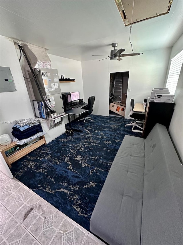 living room featuring ceiling fan