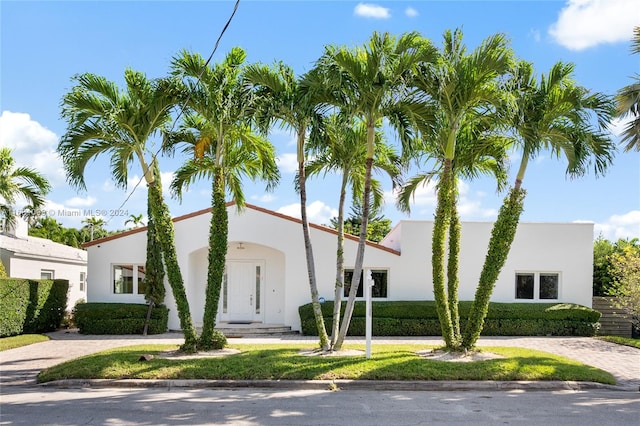 view of mediterranean / spanish-style house