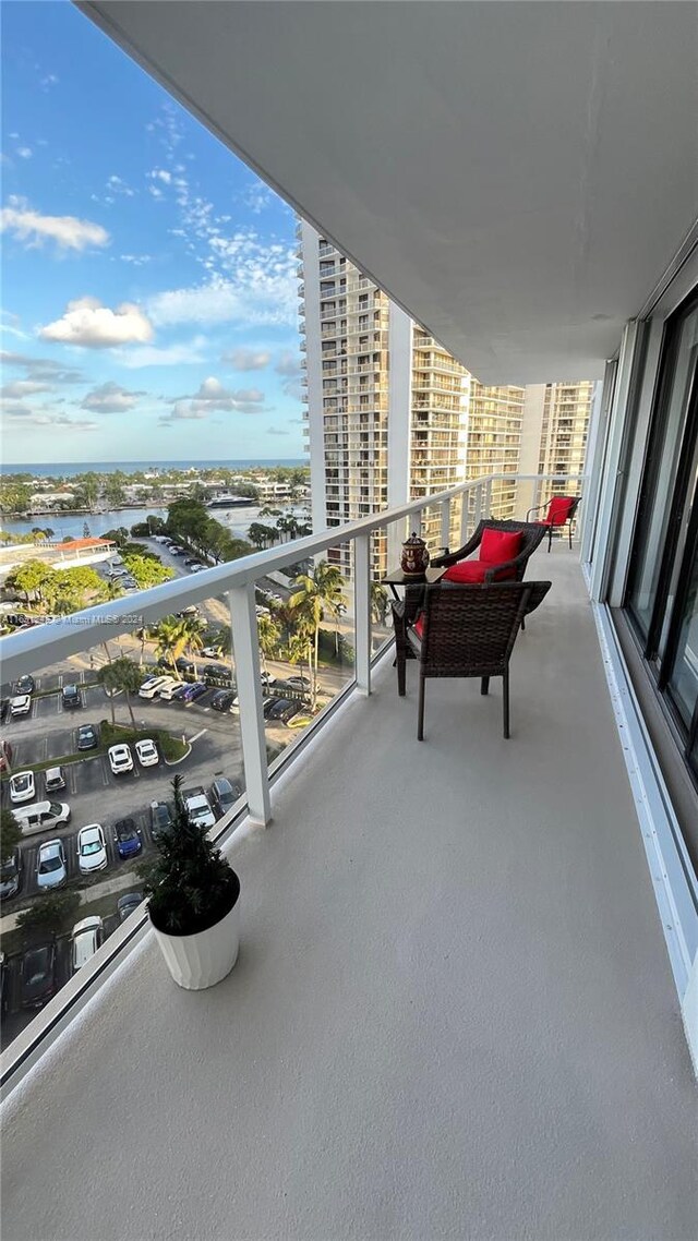 3731 N Country Club Dr Unit 1121, Aventura, FL 33180 - balcony featuring a water view