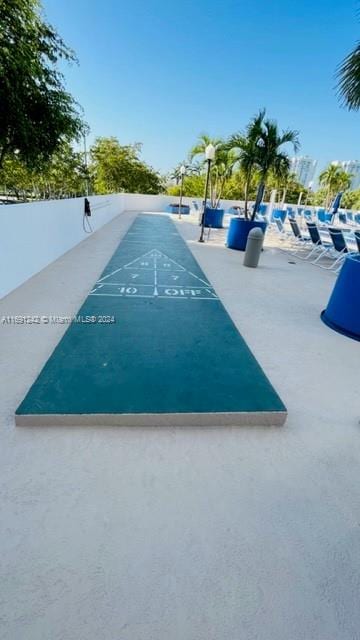 3731 N Country Club Dr Unit 1121, Aventura, FL 33180 - view of property's community with shuffleboard