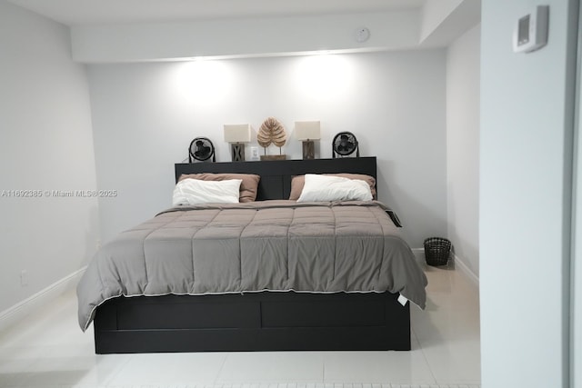 209 N Fort Lauderdale Beach Blvd Unit 7D, Fort Lauderdale, FL 33304 - bedroom featuring baseboards