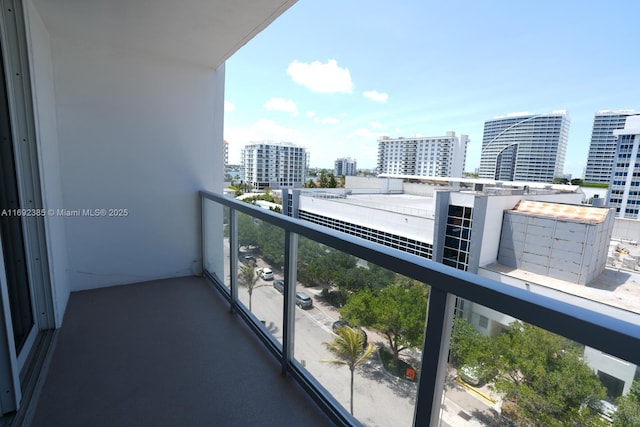 209 N Fort Lauderdale Beach Blvd Unit 7D, Fort Lauderdale, FL 33304 - balcony with a city view